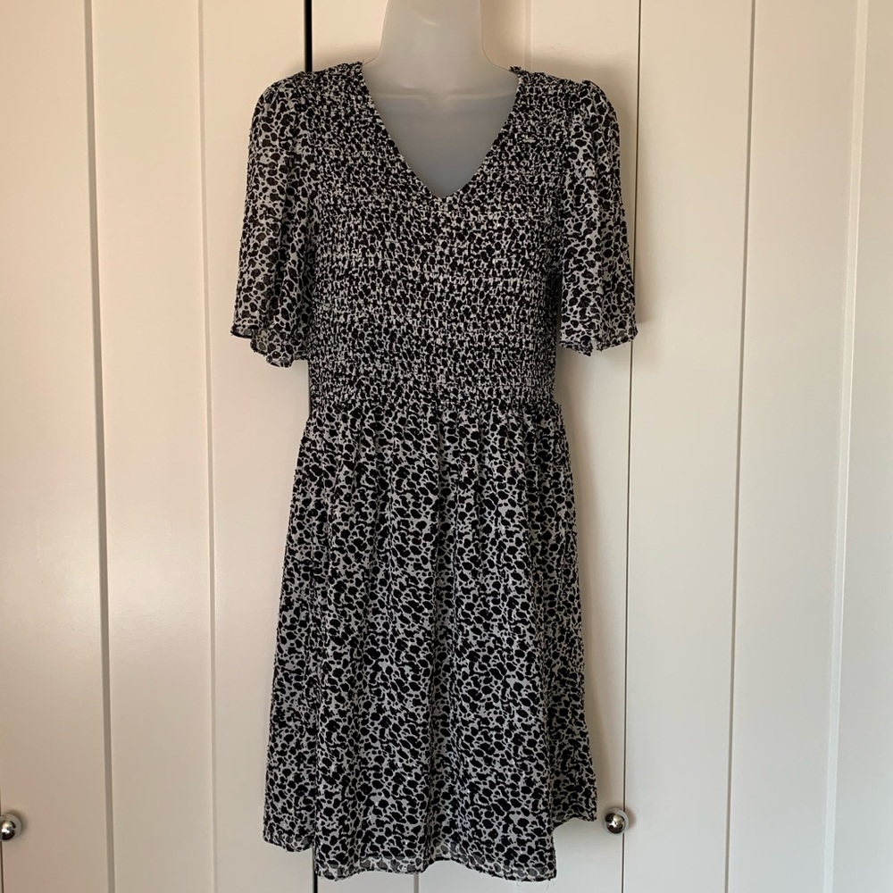 Eliane Rose A black and white dress with smocked top small